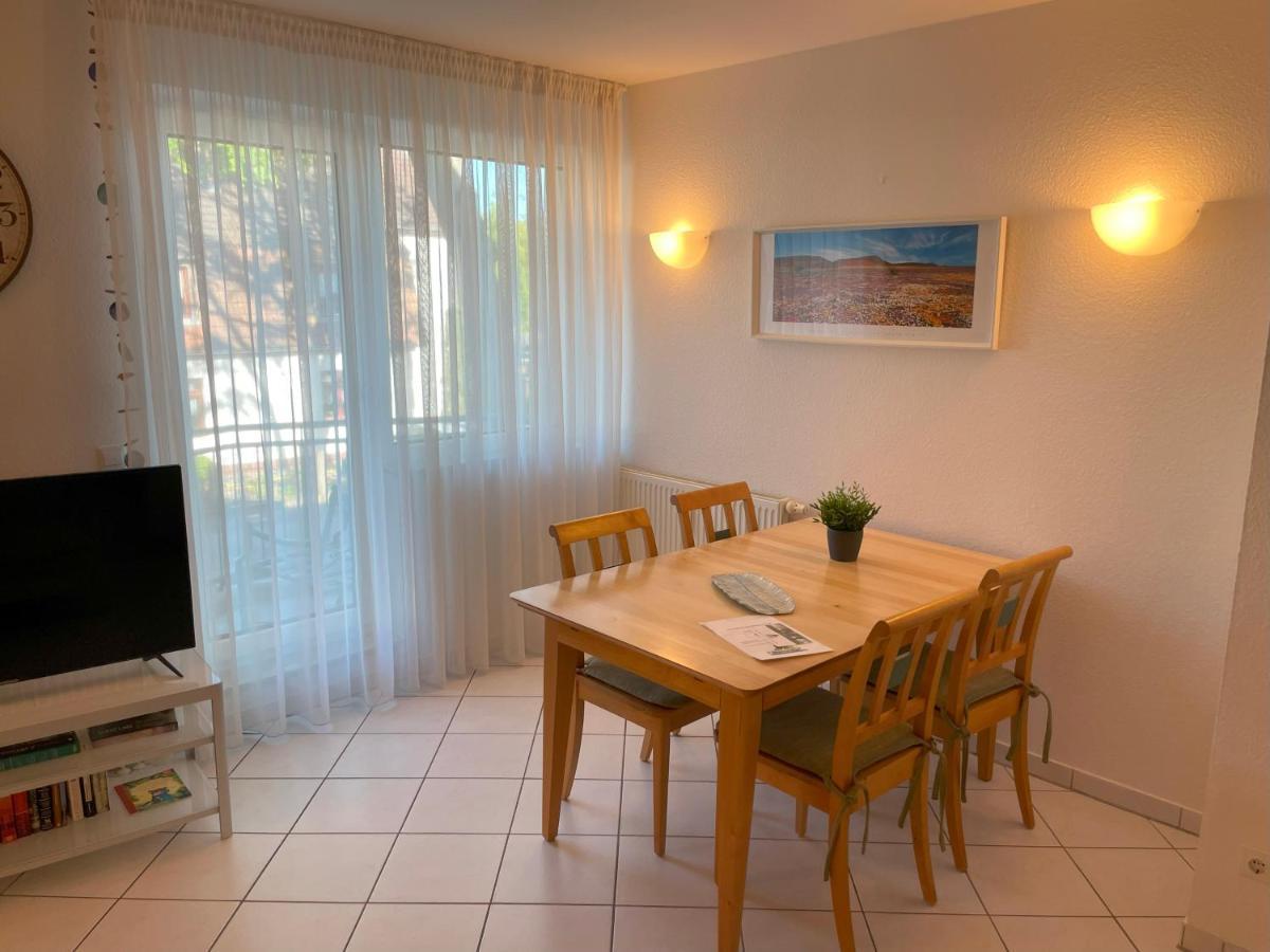 Apartment Ostseerose Ein Strandkorb Ist Im Sommer Inclusive ツェンピン エクステリア 写真